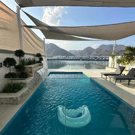 פוג'יירה Al Dana Sea View Villa מראה חיצוני תמונה