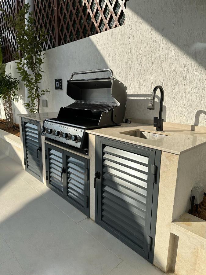 פוג'יירה Al Dana Sea View Villa מראה חיצוני תמונה
