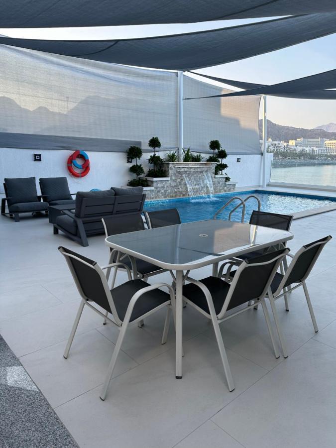 פוג'יירה Al Dana Sea View Villa מראה חיצוני תמונה