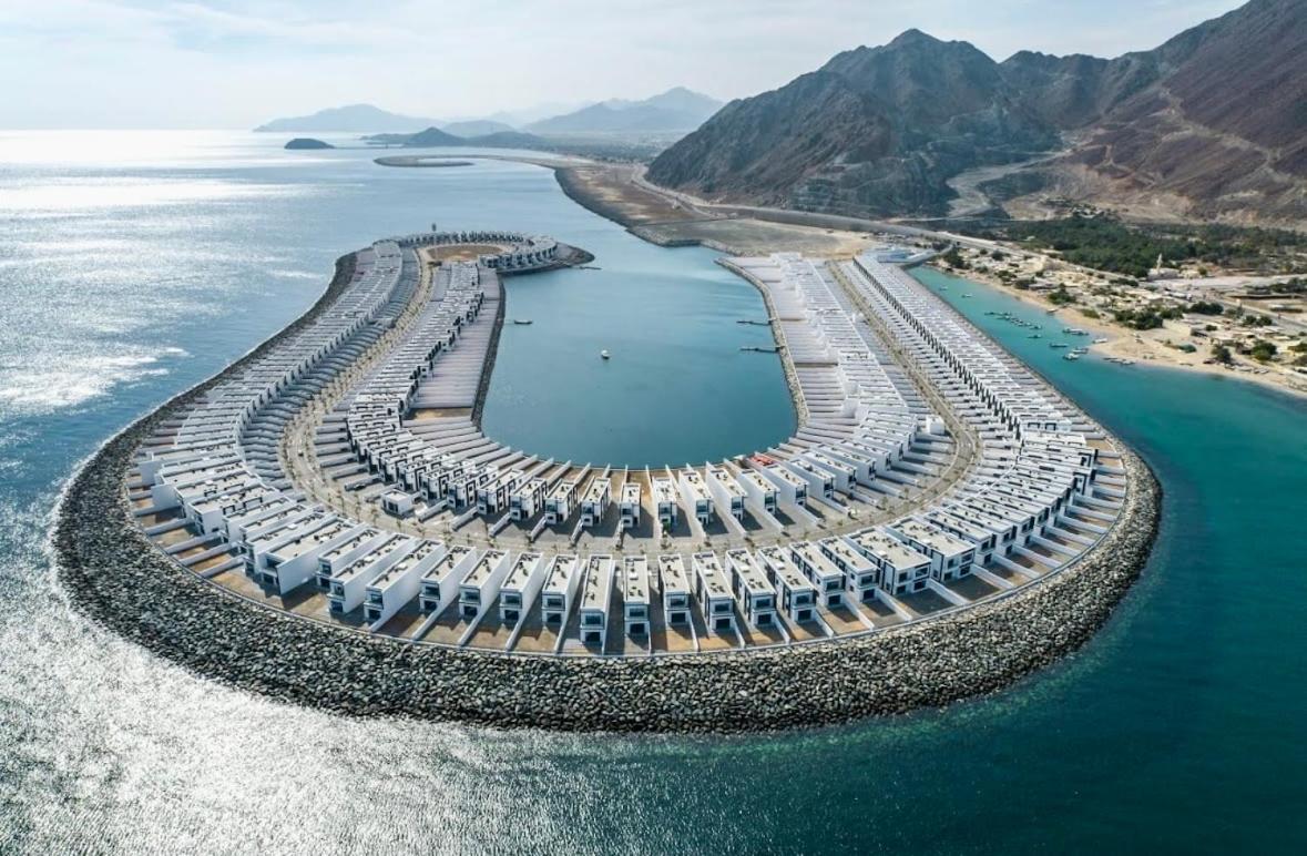 פוג'יירה Al Dana Sea View Villa מראה חיצוני תמונה